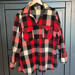 Woolrich vintage  fits small or medium woman. Marked size 16 boys